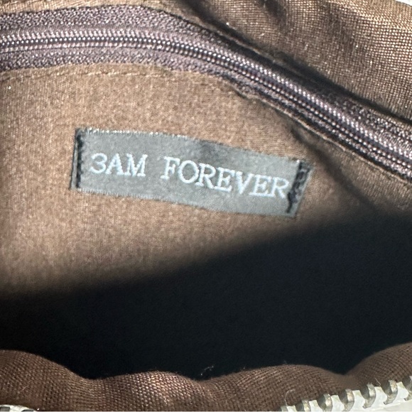 3AM FOREVER two tone cream Gray Colorblock Sherpa Fleece Crossbody Bag Pom Charm - Picture 4 of 9